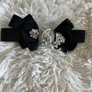 Vintage 80’s embellished bow broach hair clip